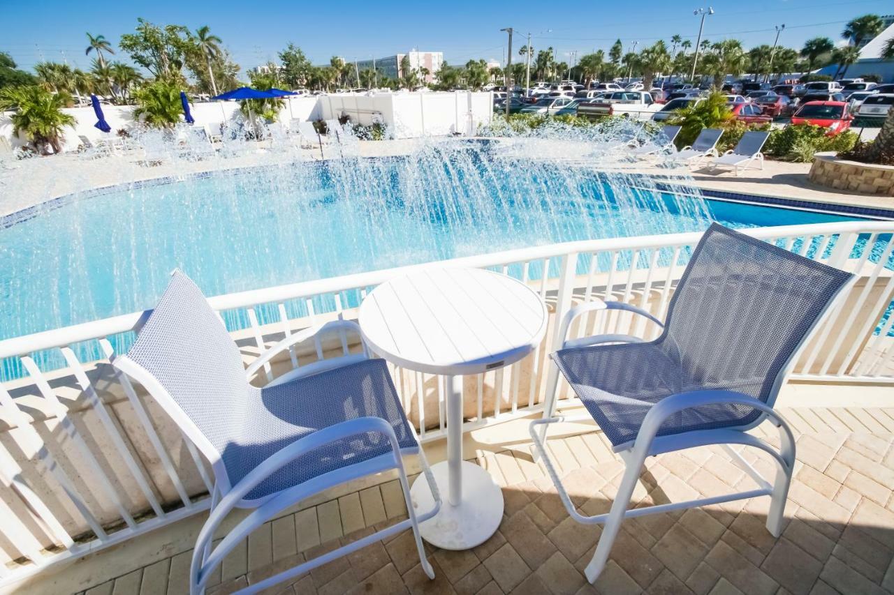 Coral Reef Resort St. Pete Beach Εξωτερικό φωτογραφία