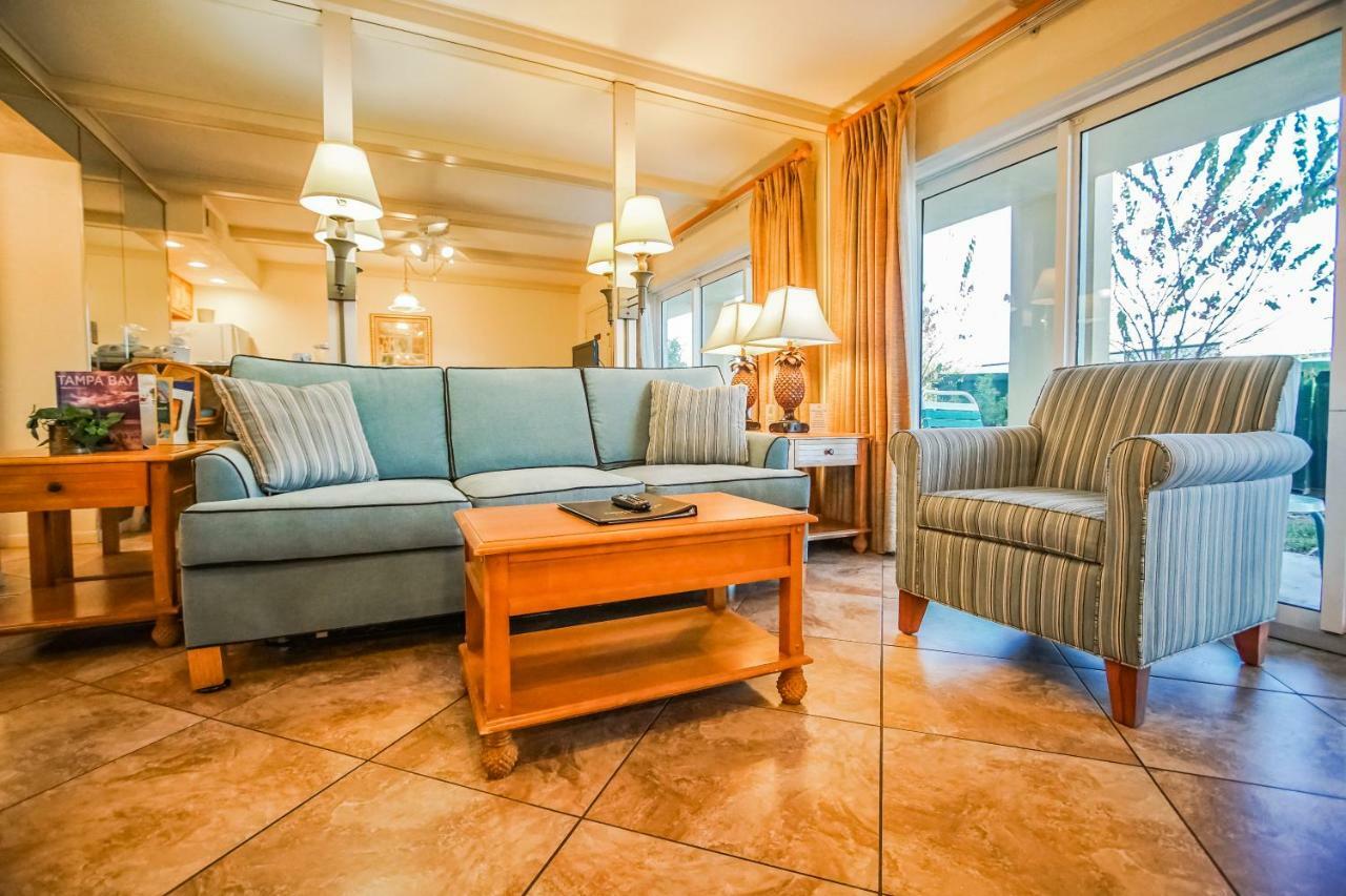 Coral Reef Resort St. Pete Beach Εξωτερικό φωτογραφία